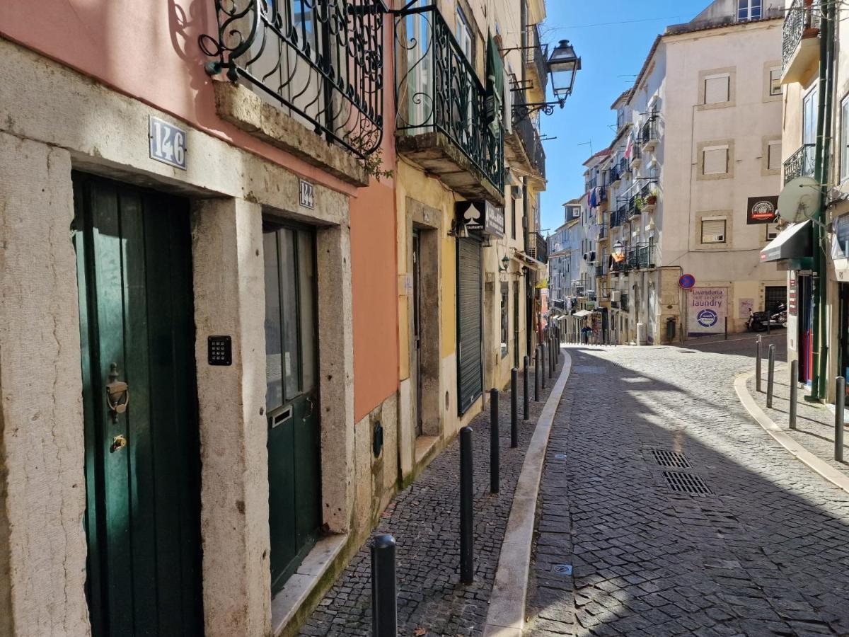 Apartamentos Alfama Fado Lisbon Exterior photo